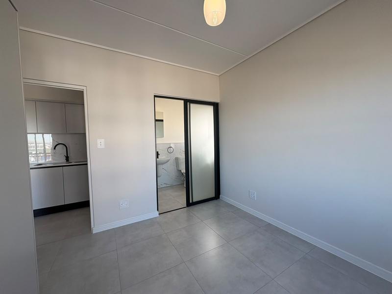 To Let 1 Bedroom Property for Rent in Sandown Western Cape